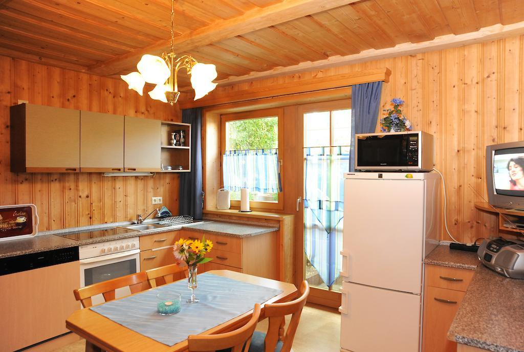 Maurer Ferienwohnungen Bodenmais Szoba fotó
